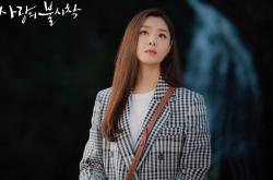 开云体育平台APP-擎天柱！周琦一人撑起半边天，关键时刻无情绝杀助国王队完胜山西