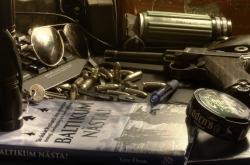 开云体育官网-沙海极速与翡翠山脊，F1终章中的文明竞逐