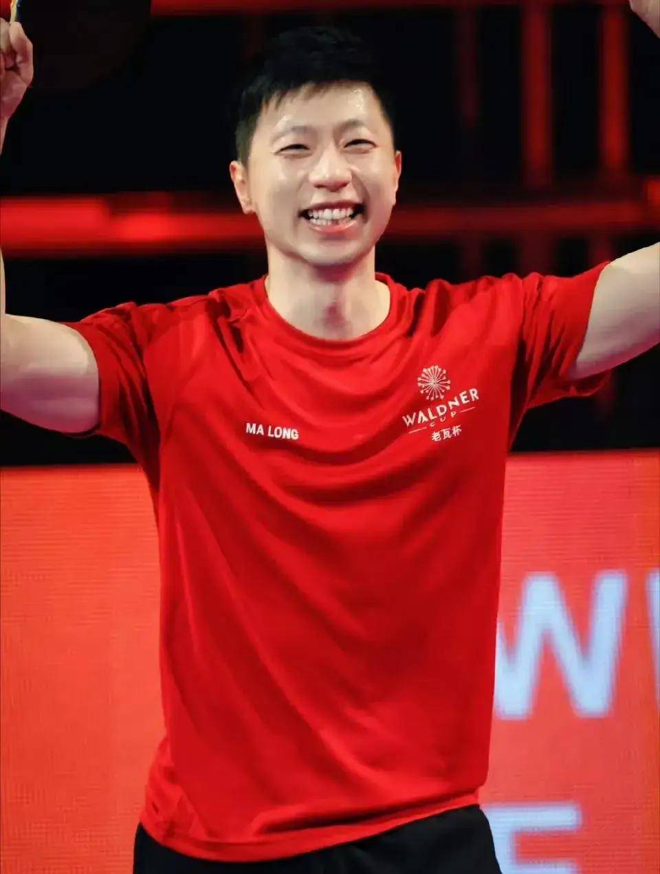 比利时乒乓球队绝地反击英国乒乓球队，马龙绝境逆转