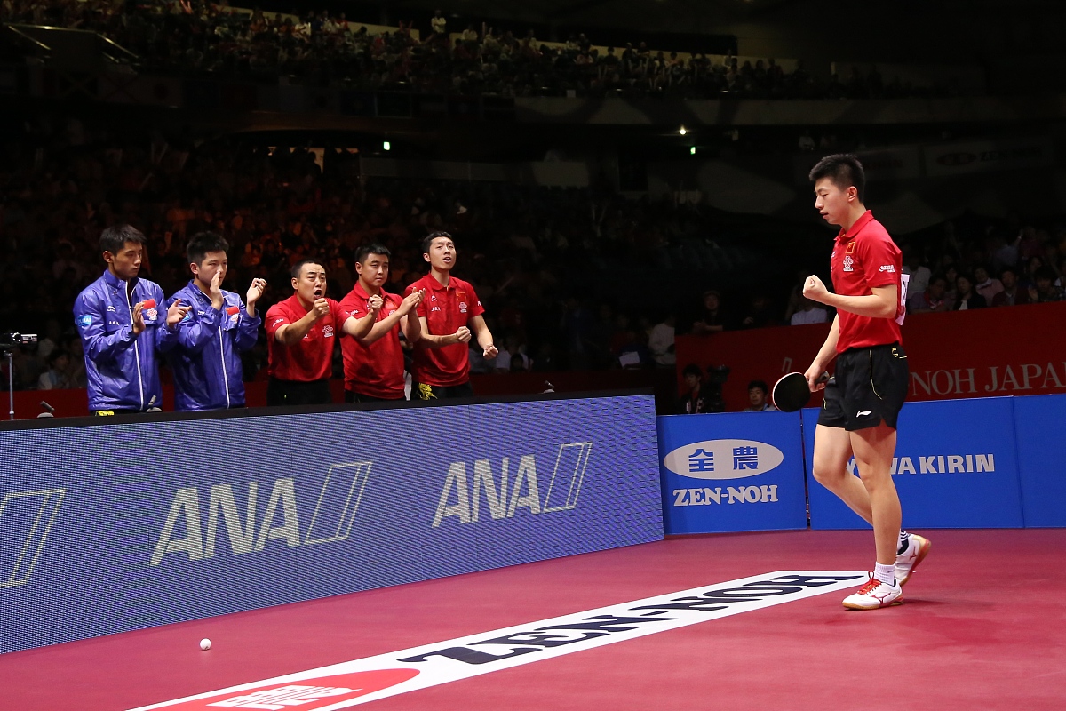 日本乒乓球队爆冷瑞典乒乓球队，水谷隼制霸全场