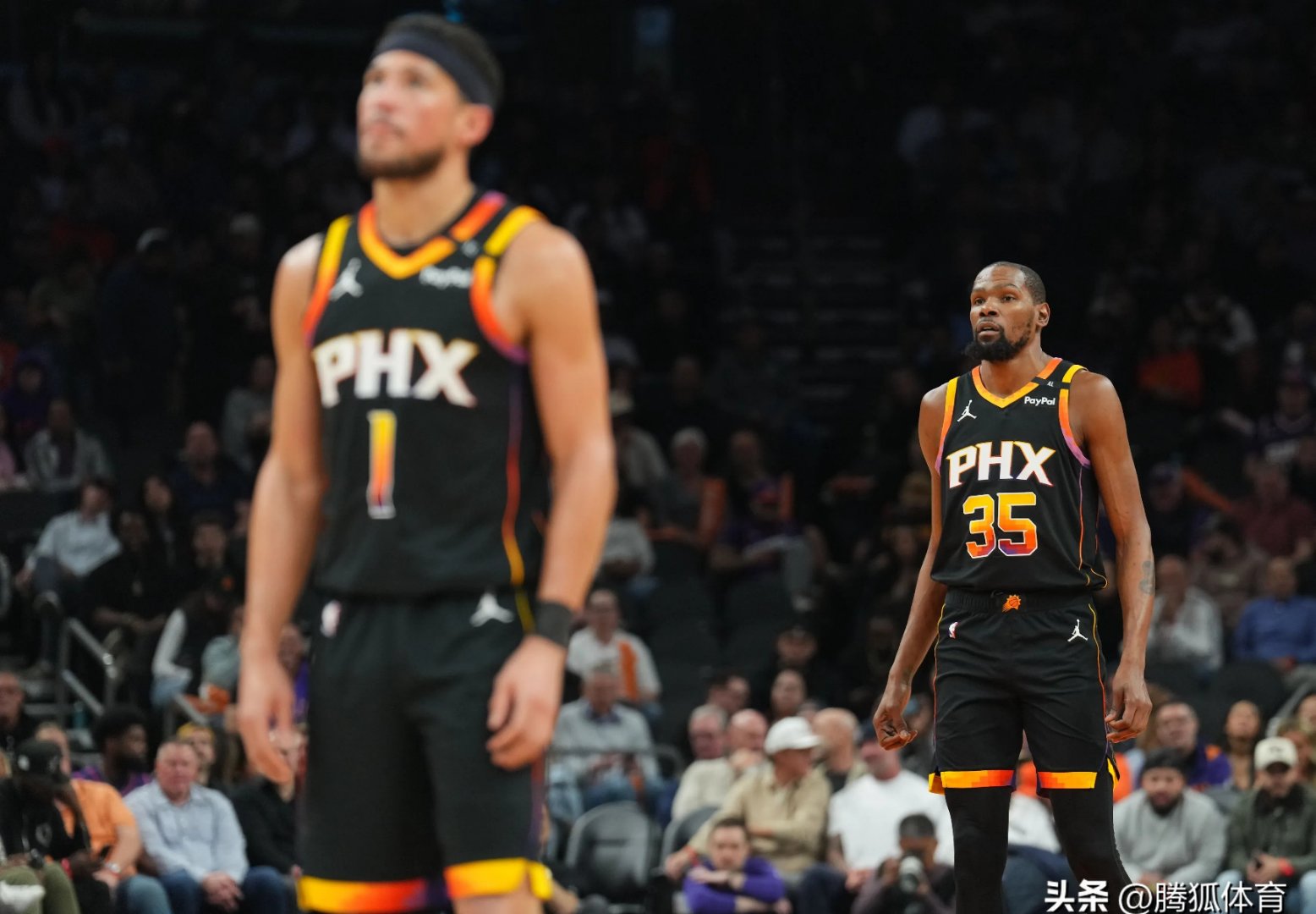 加拿大男篮鏖战湖人B队，布克爆发神勇