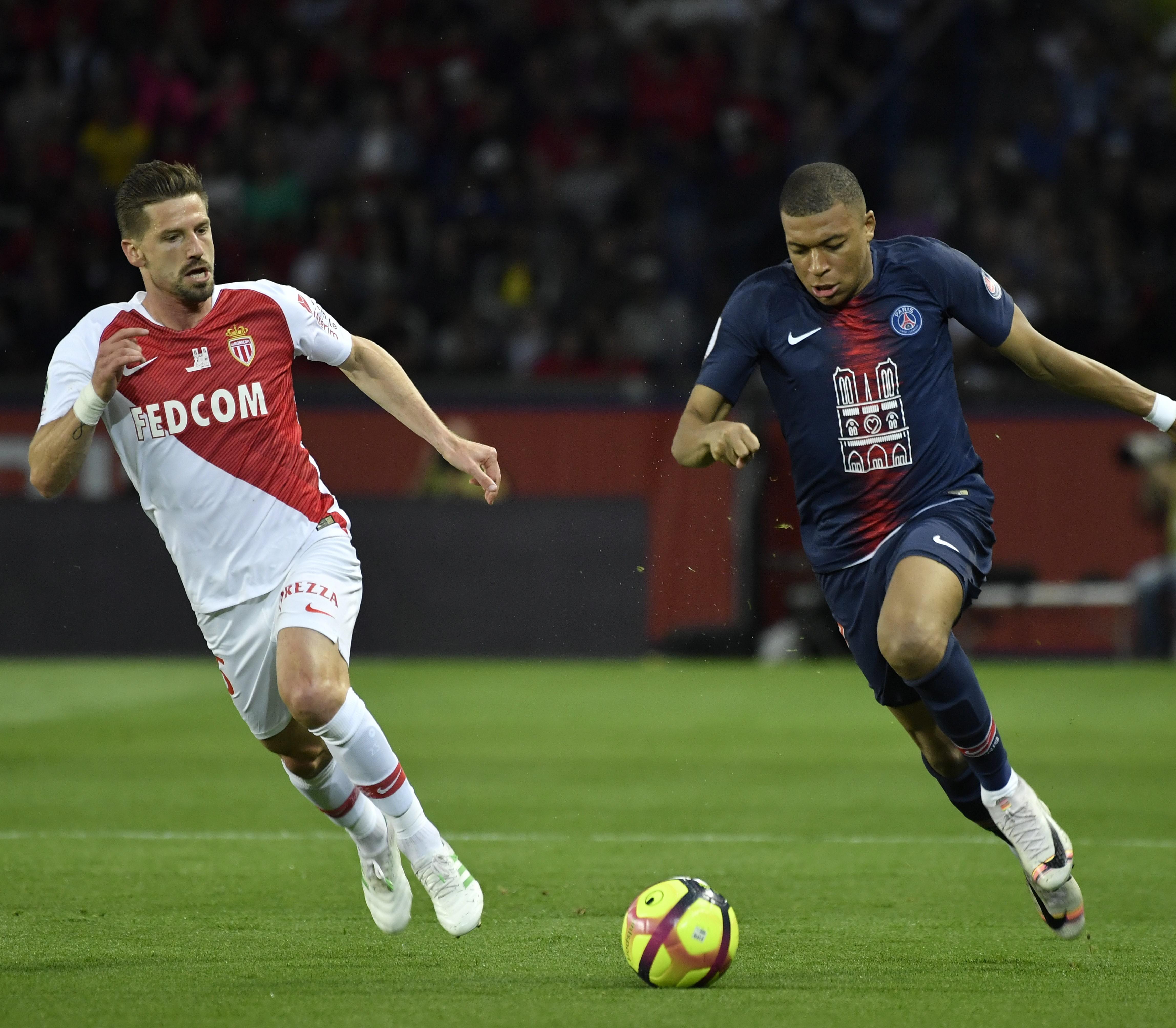 巴黎鏖战里昂，姆巴佩爆发神勇