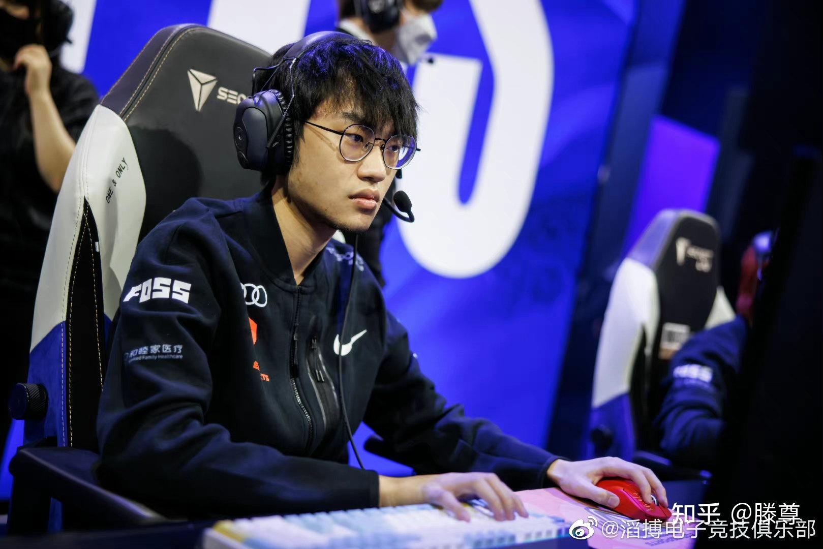 关于V5绝杀JDG，Knight惊艳世界的信息