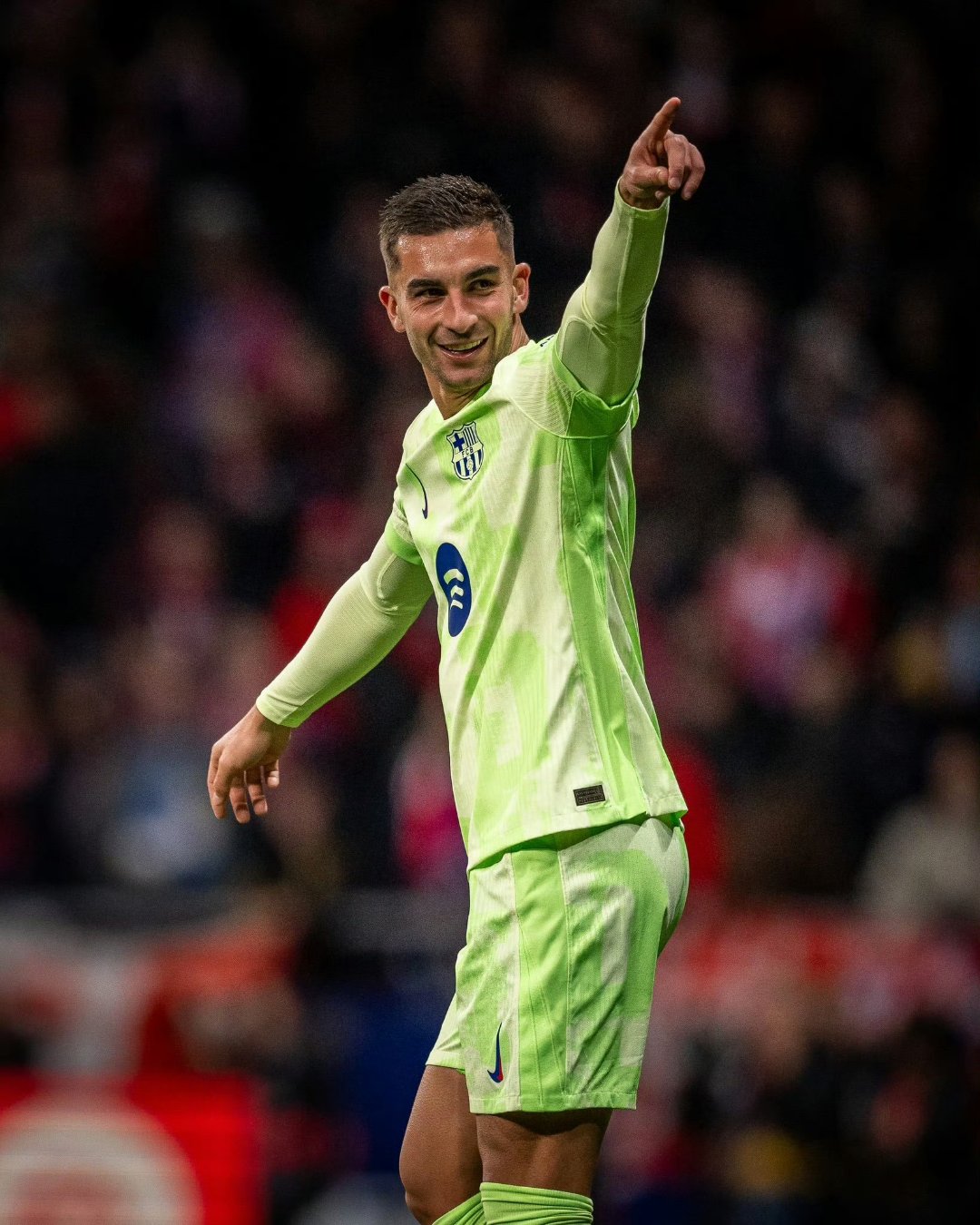 比利时险胜波兰，费兰·托雷斯高光表现