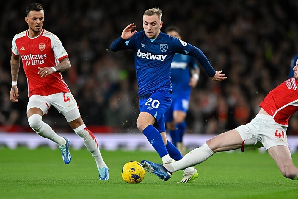 滚球预测传奇谢幕，球迷泪洒赛场