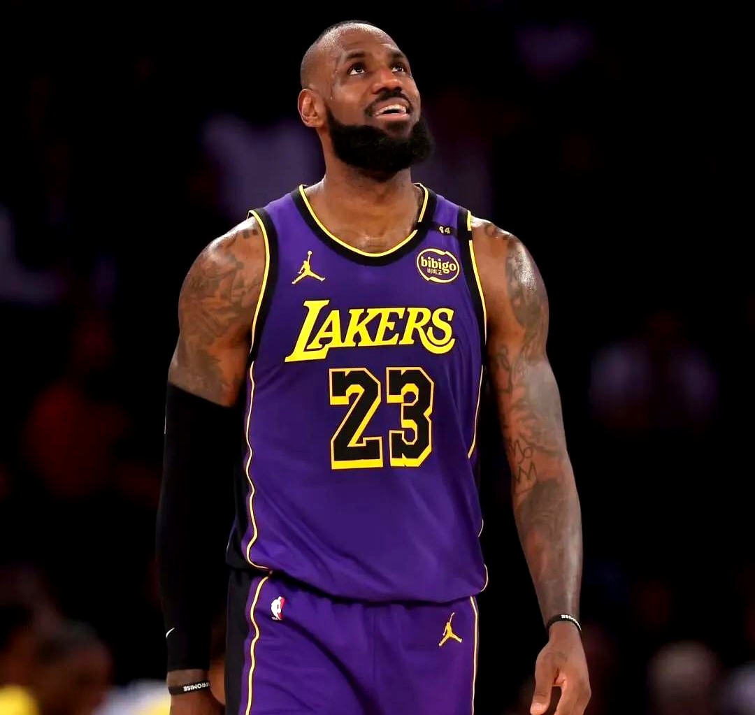 湖人双杀独行侠，取得三连胜