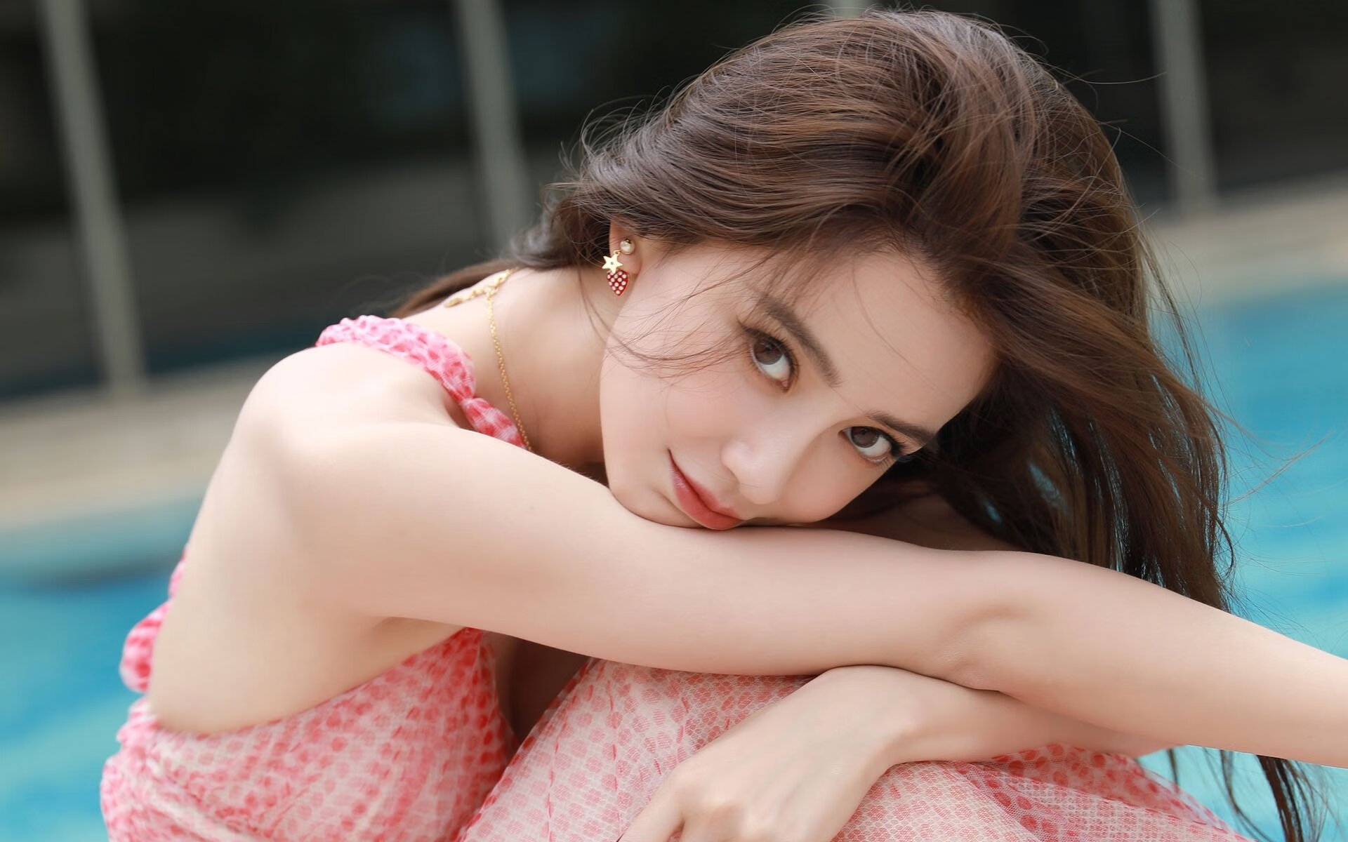 奥利匹克众神降临美加墨，希腊队以勒沃库森式足球制霸焦点战