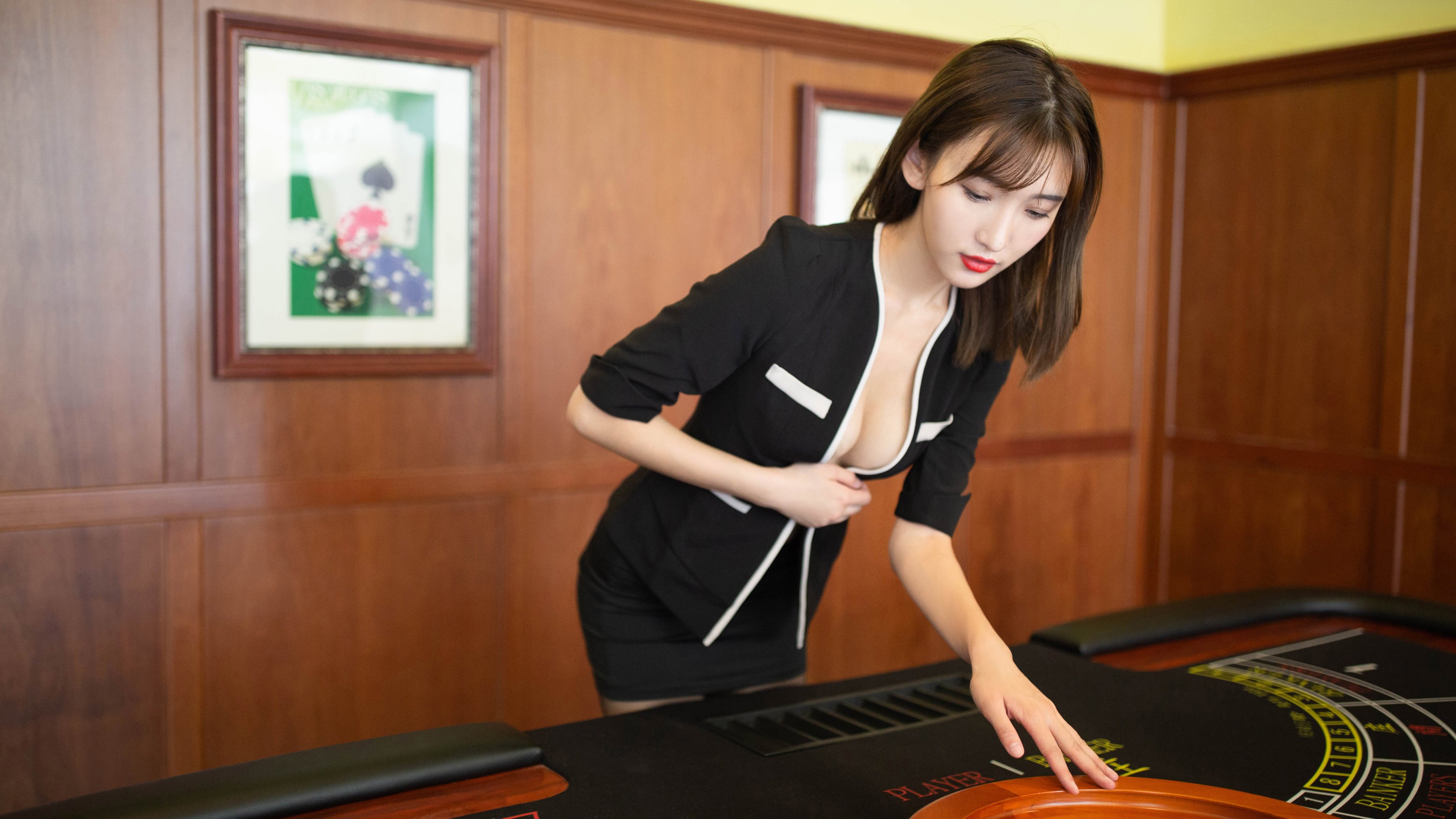 铁幕下的关键先生，澳大利亚以完美防守绞杀皇家社会，卡瓦哈尔一锤定音