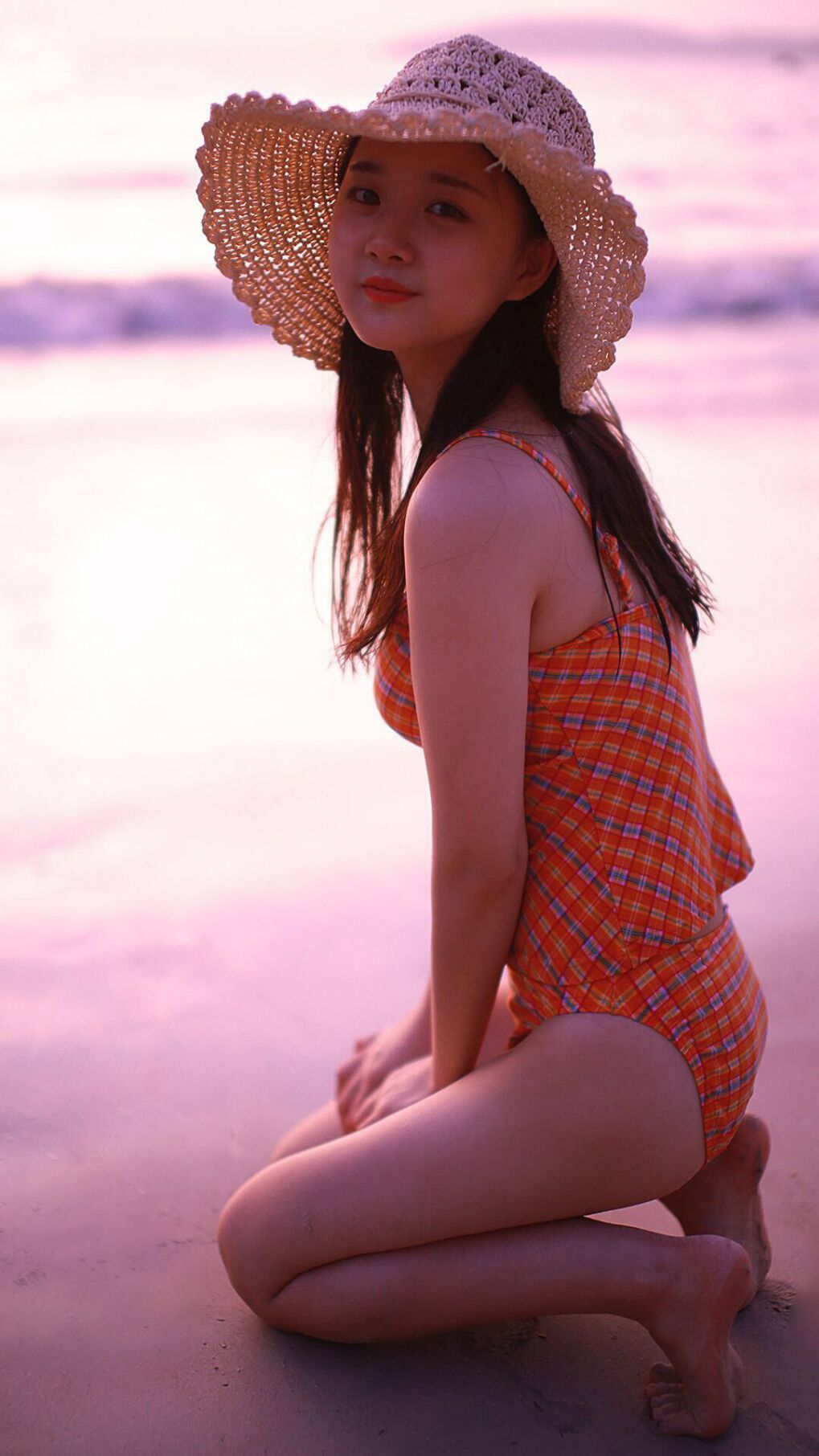 雷霆战术压制热火取胜，福克斯刷新纪录闪耀赛场